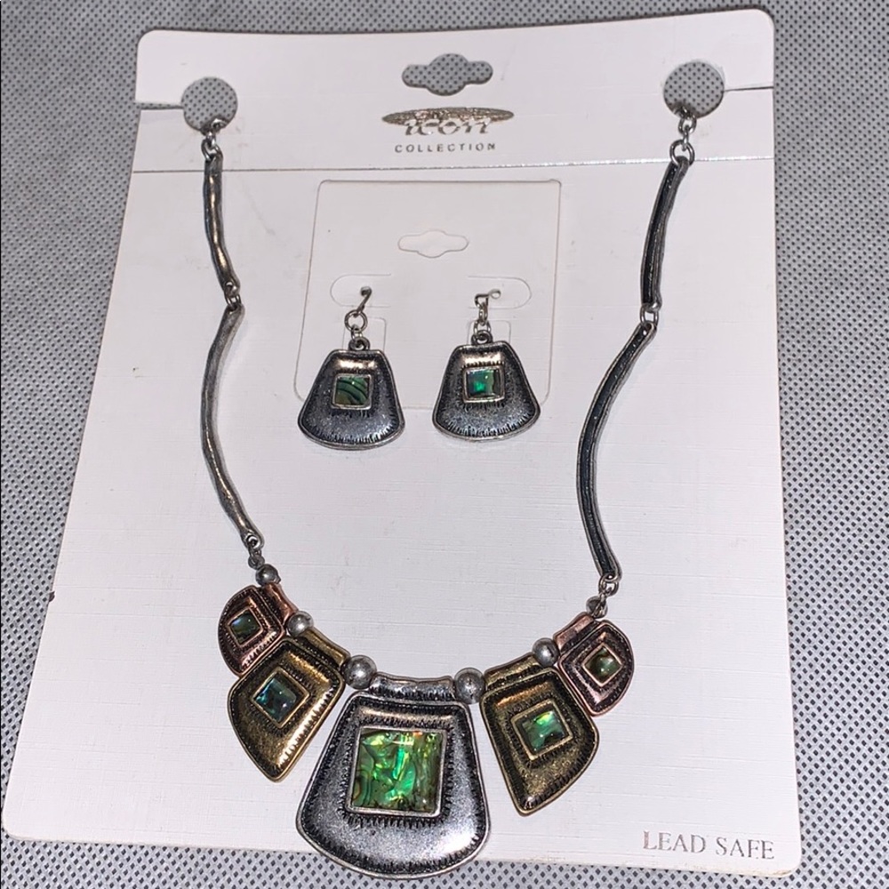 Icon Collection Necklace & Earring Set